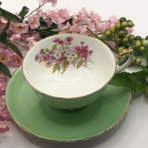 1945-1966 Shelley 0452/55 Fine Bone China Teacup & Saucer, Widemouth, Pale Green
